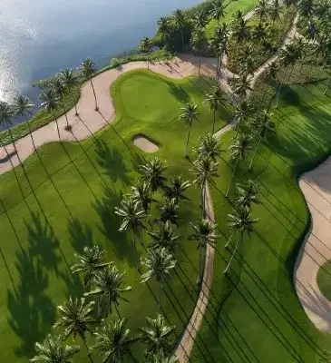 Aerial view of a lush Sri Lankan golf course, featured in Islandwyde’s packages by travel agents in Colombo, Sri Lanka