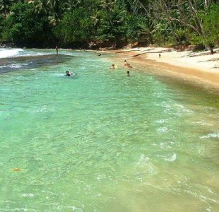 Crystal-clear waters and soft sands invite relaxation. Discover Islandwyde’s idyllic sri lanka holiday packages experiences.